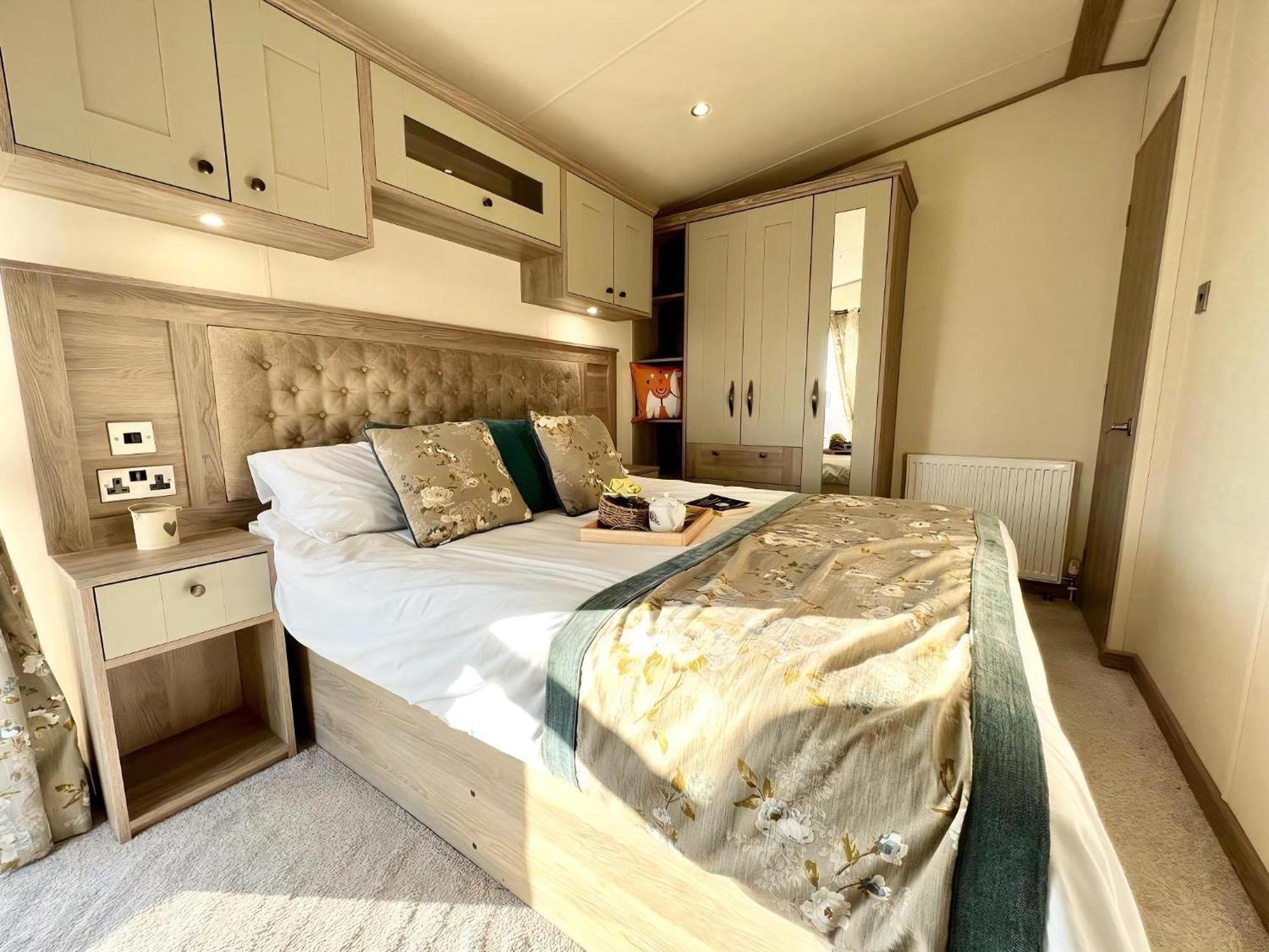 Stunning Caravan With Full Lake View At Southview Holiday Park Ref 33004Ml Skegness Exterior foto